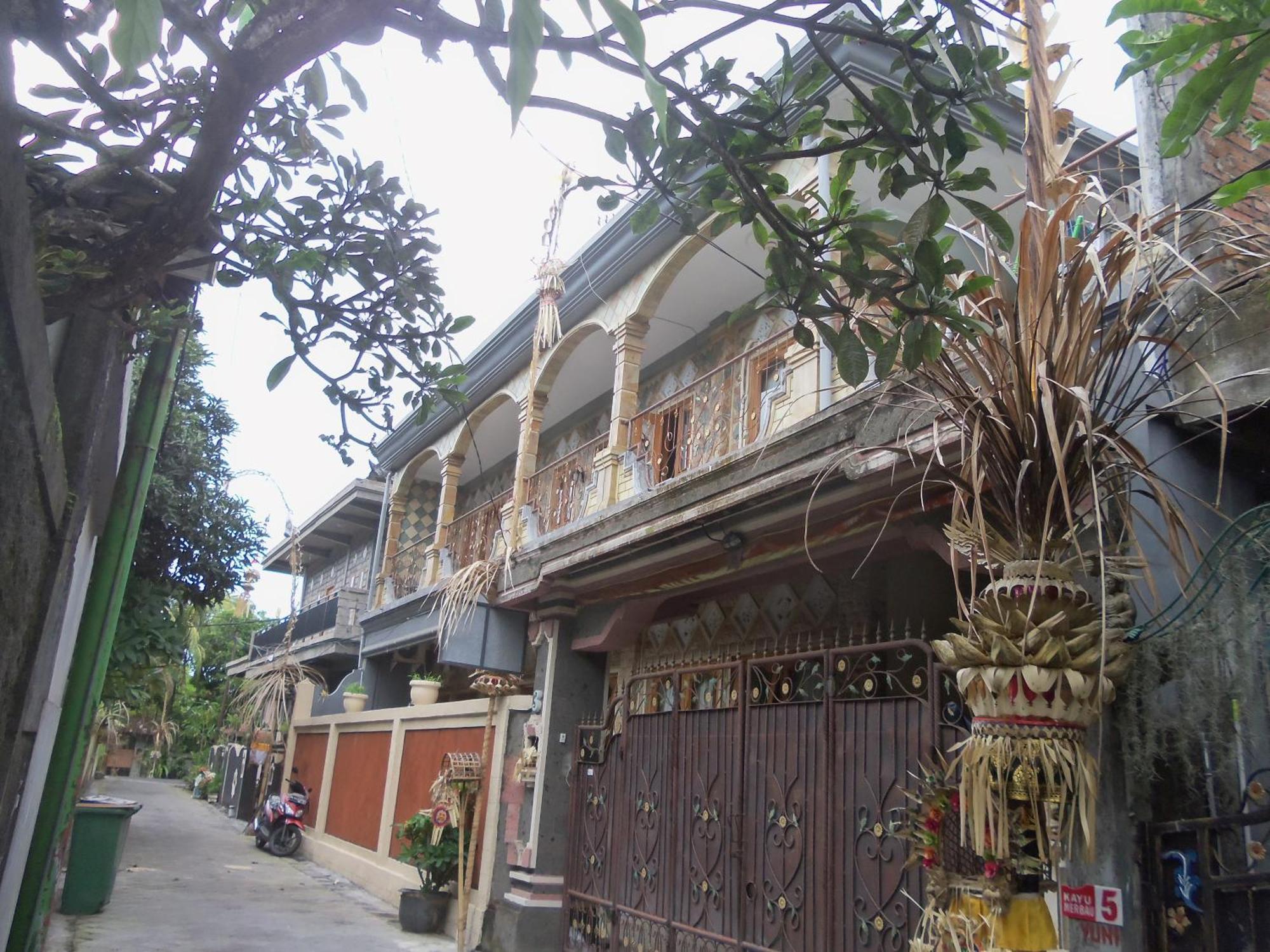The Reinhold Guesthouse Bali Kerobokan  Room photo