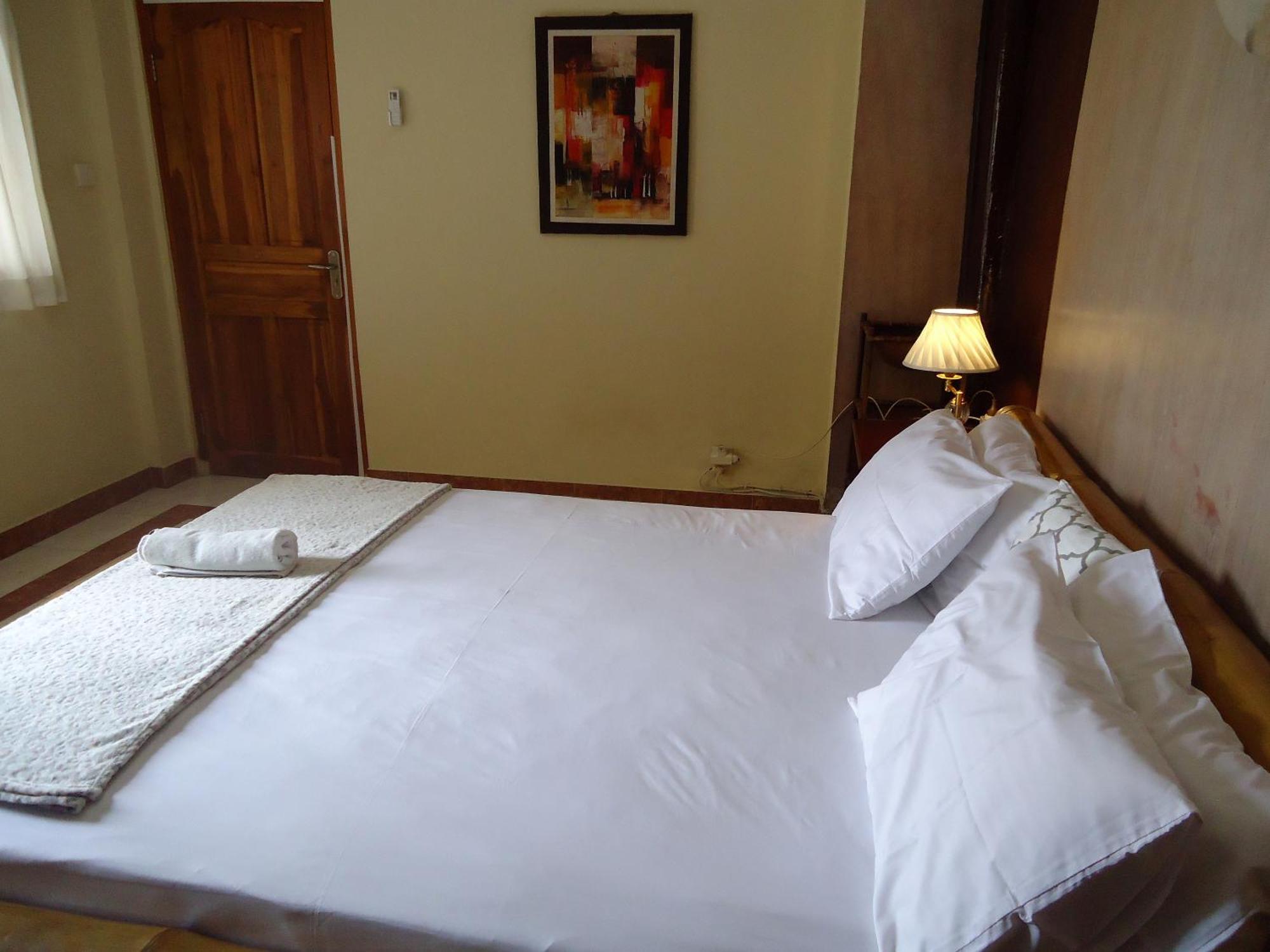 The Reinhold Guesthouse Bali Kerobokan  Exterior photo
